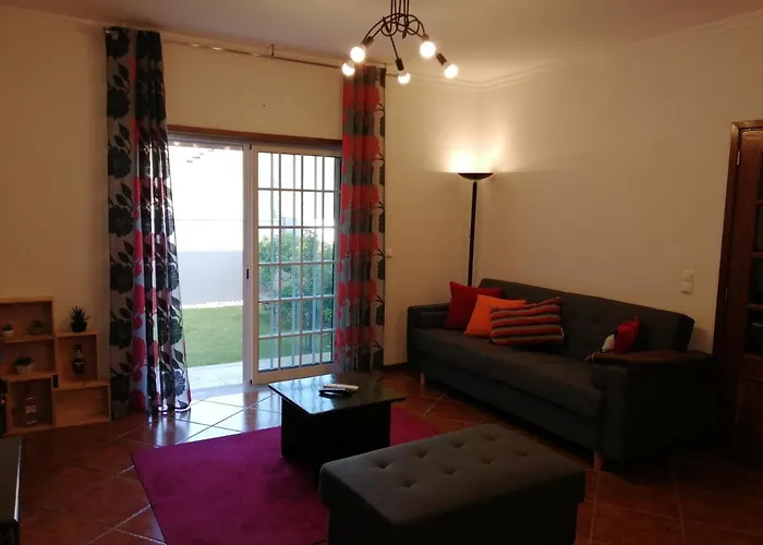Casa Das Pedreiras